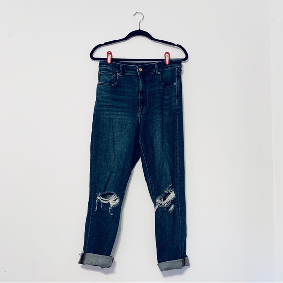 American Eagle Outfitters Denim - American Eagle High Waisted Mom Jeans